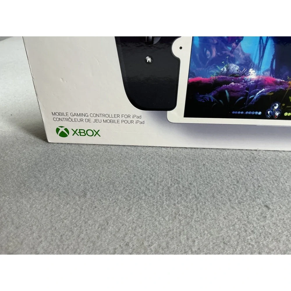 Gamevice Controller for iPad Xbox Mobile Gaming Black Lightning 5th-9th Gen NEW